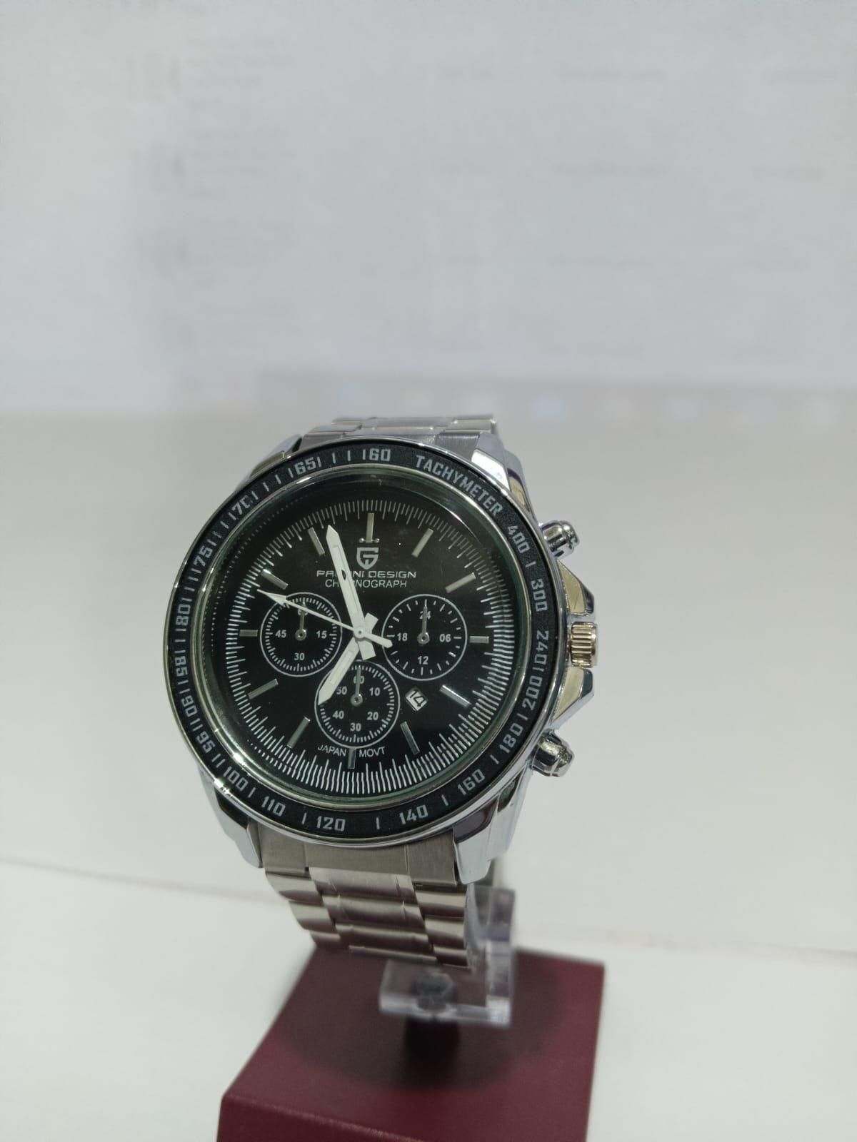 Men Silver Stainless Steel Strap Watch – Timeless Elegance on Your Wrist